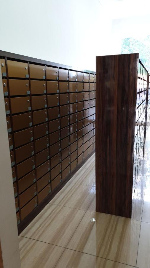 Apartemen Grand Sungkono Lagoon Venetian. Surabaya Exterior photo