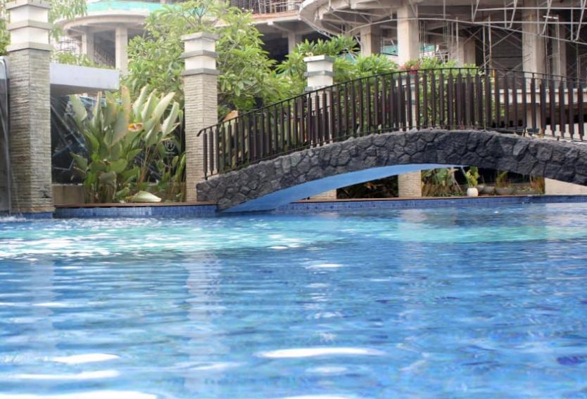 Apartemen Grand Sungkono Lagoon Venetian. Surabaya Exterior photo